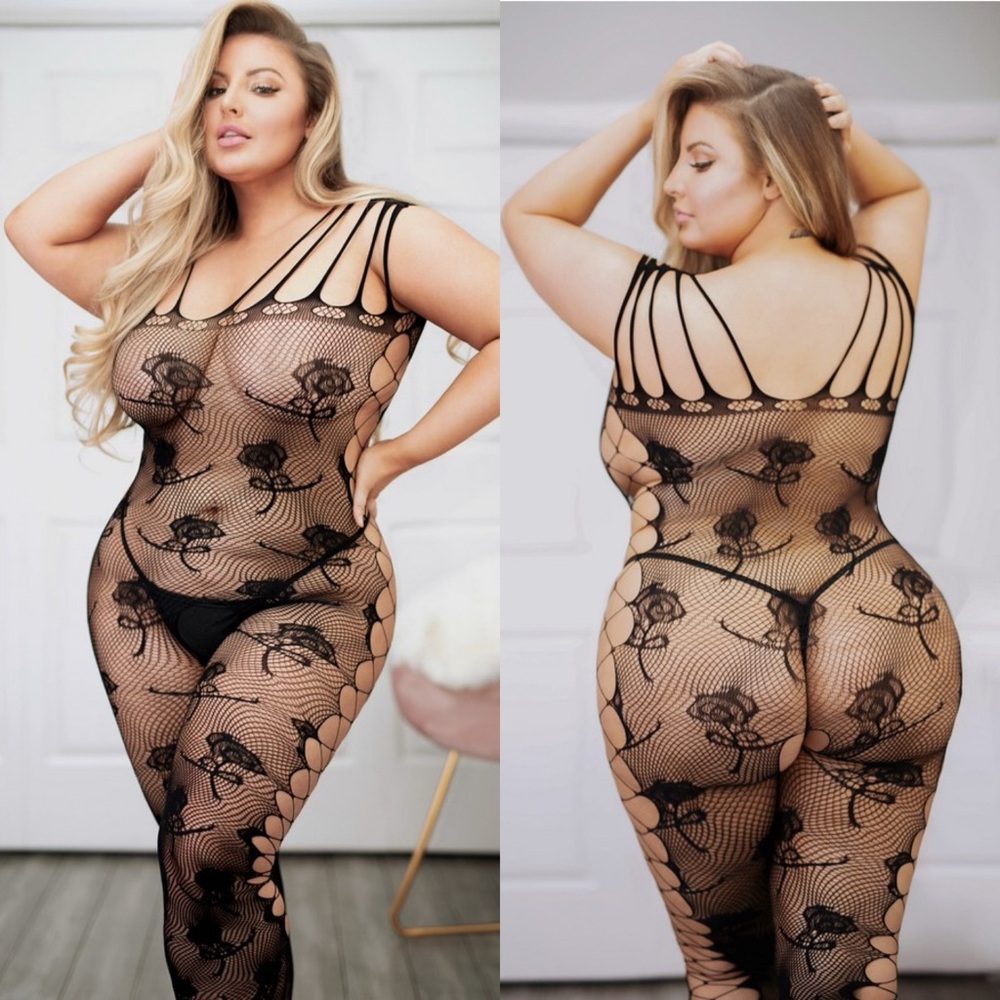 Roses are Red Crotchless Fishnet Bodystocking  Queen size‎